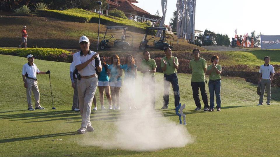 1519876465.jpg Slide